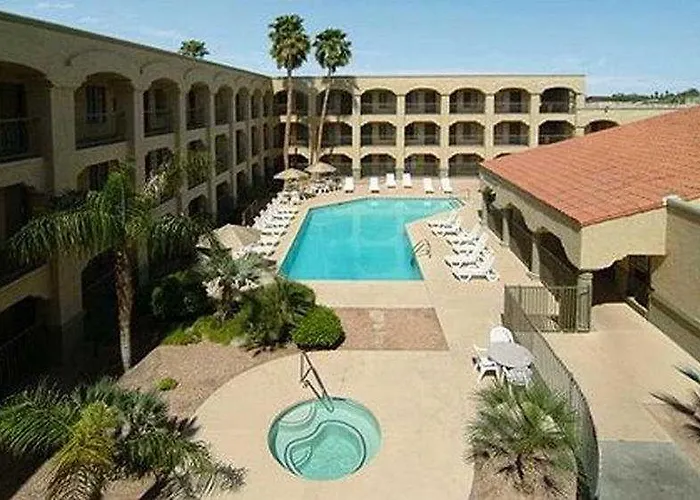 Clarion Hotel